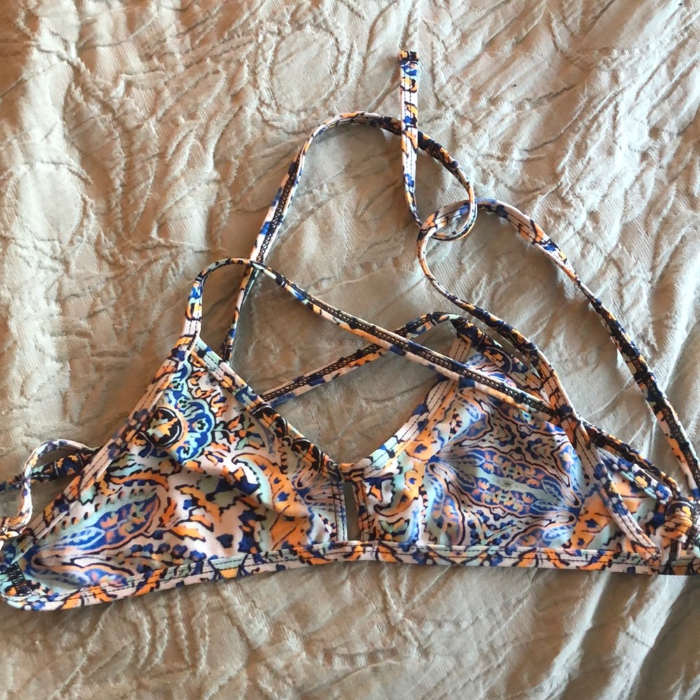 patterned jolyn top